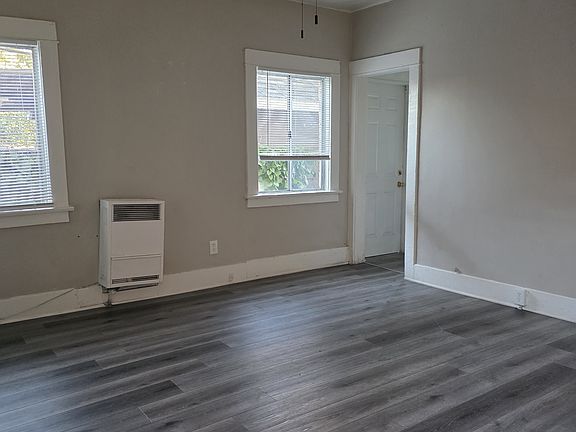 4th image of 1222 E 10th St APT 7