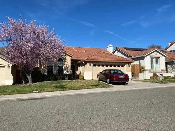 2205 Misty Hollow Dr, Rocklin, CA 95765