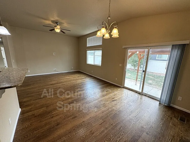 8297 Firecracker Trl — Photo 7