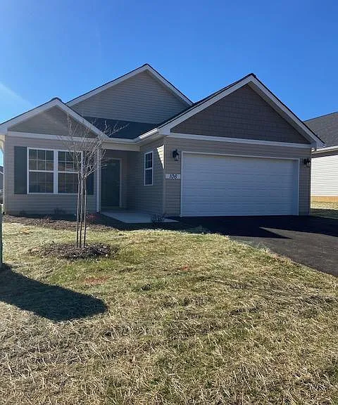 106 Aaliyah Ln — Photo 1