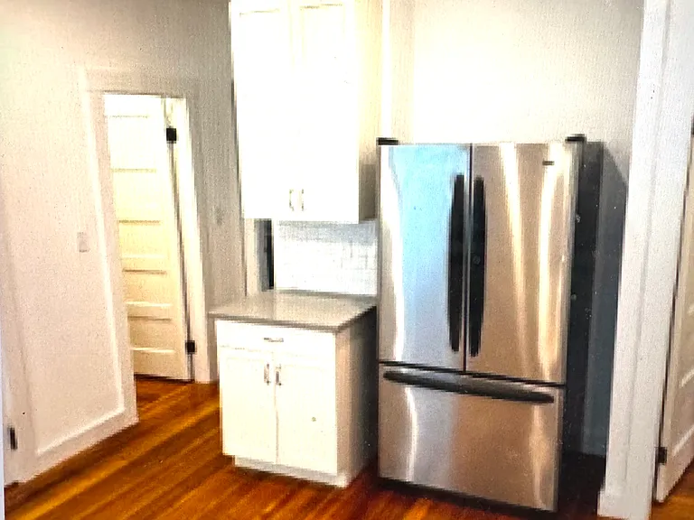 8 Waldo Ave #1 — Photo 1