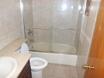 Rented by Maximus Realty Group