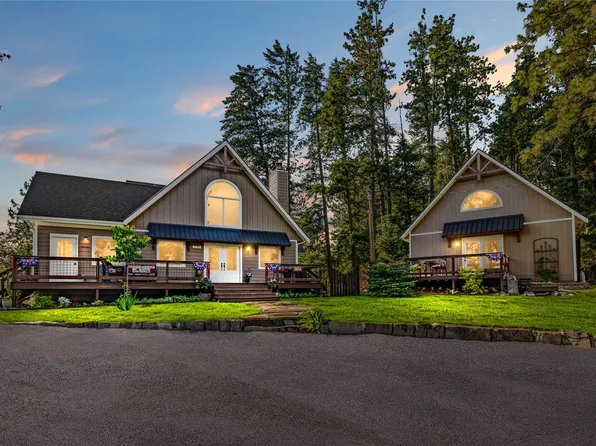 2730 Middle Rd, Columbia Falls, MT 59912