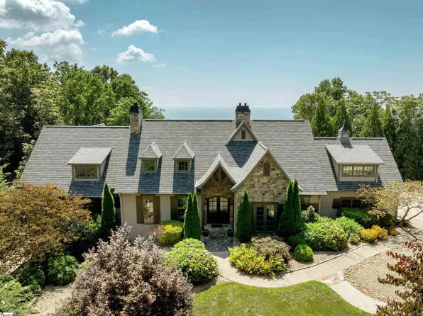 605 Raven Rd, Landrum, SC 29356