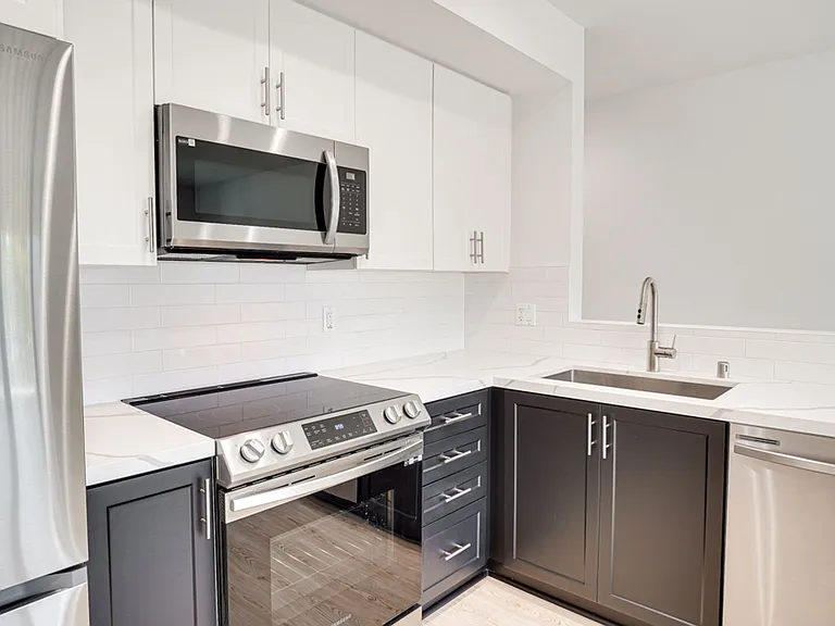 Chapman Place — Photo 14