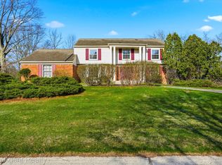 4268 Covered Bridge Rd, Bloomfield Hills, MI 48302