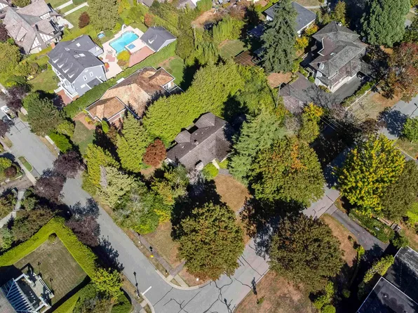 5595 College Highroad, Greater Vancouver, BC V6T 1G7