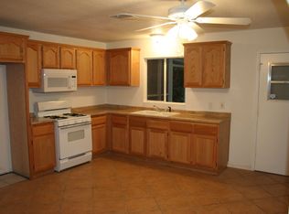 526 N Acacia Ave, Rialto, CA 92376
