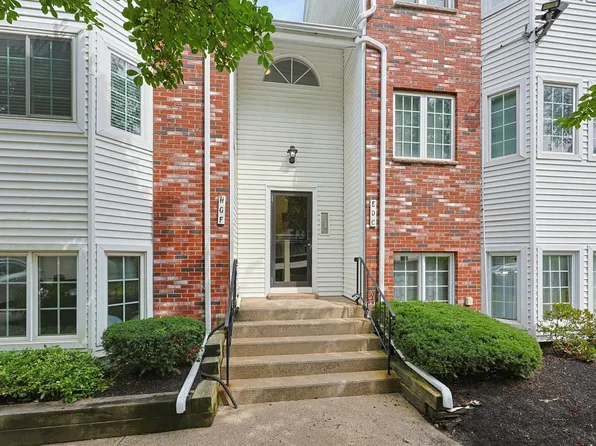 117 Tall Oaks Dr Unit G, Weymouth, MA 02190