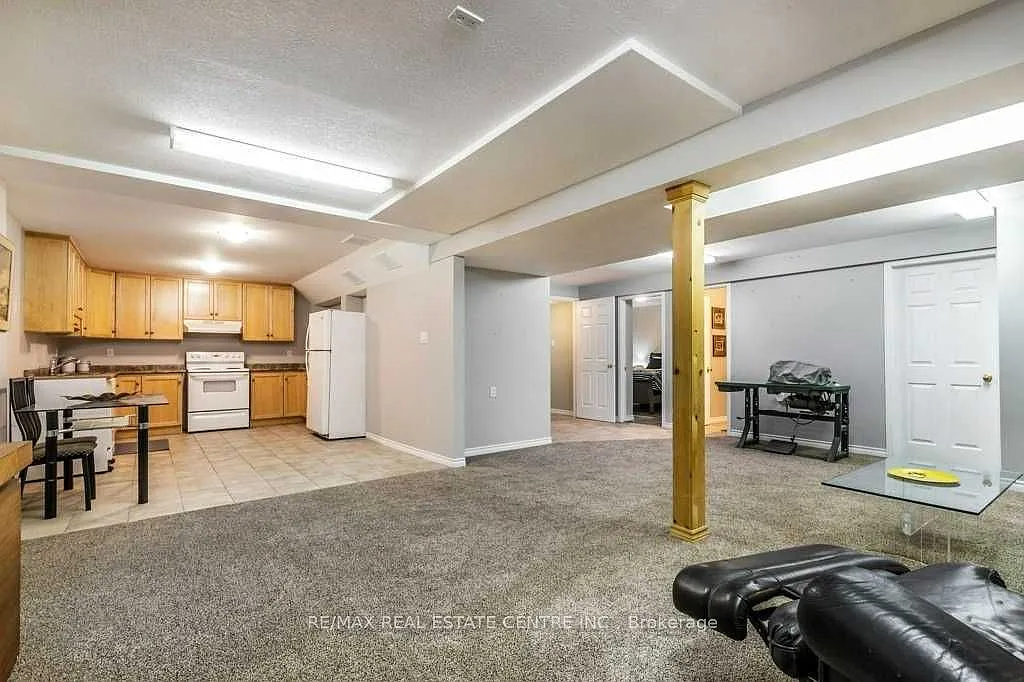 2 bed, $1,600 — Photo 4