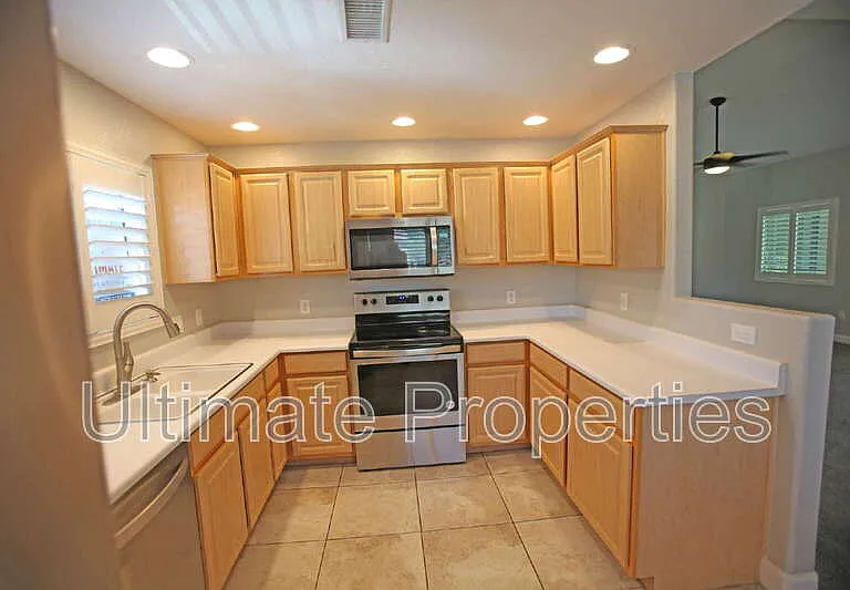 15225 N 100th St #2199 — Photo 5