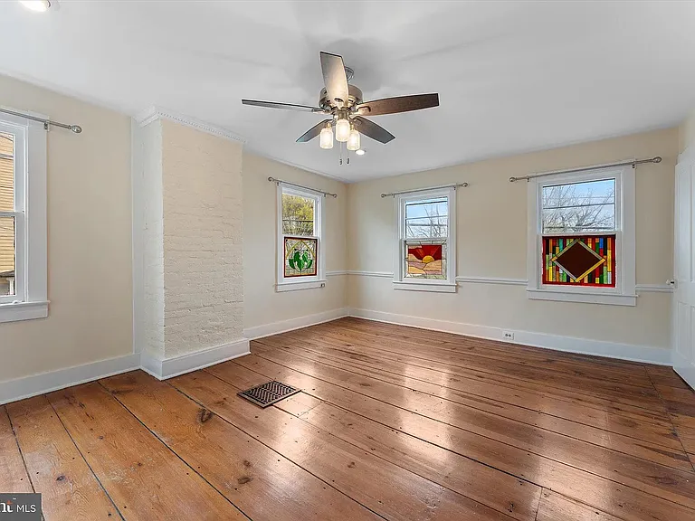 320 S Cameron St #1 — Photo 13