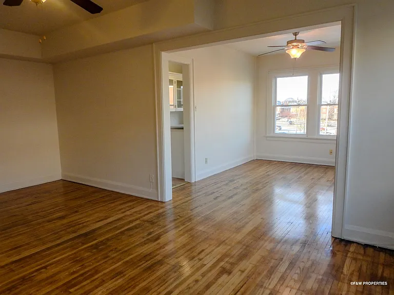 1544 E Broad St — Photo 41