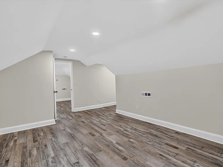 1713 S Orchard Knob Ave — Photo 17