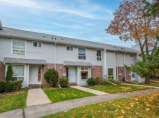 32 Mowat Blvd #23, Kitchener, ON N2E1X4