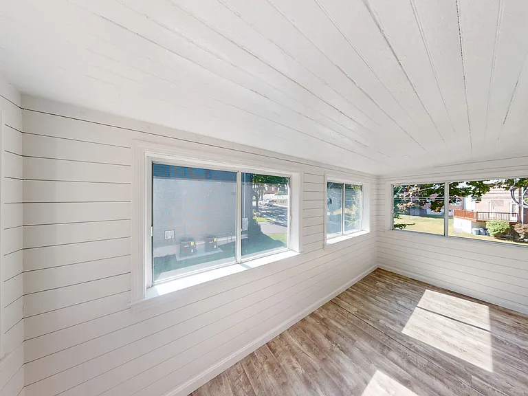 14 Louise Rd — Photo 8