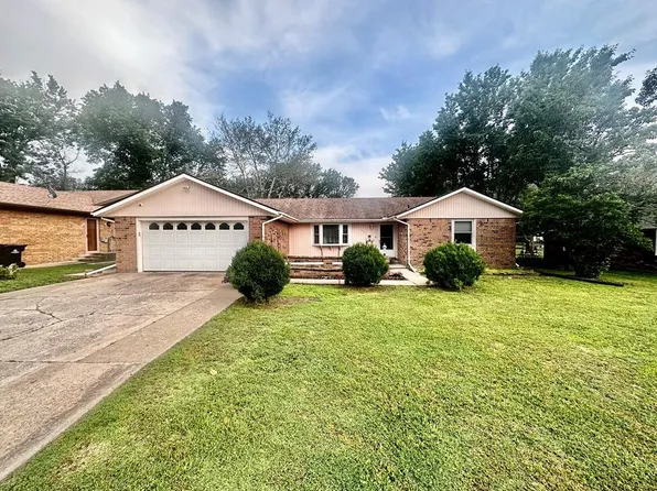 937 Circle Dr, Independence, KS 67301