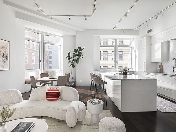 4th image of 111 Fulton St APT 714