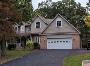 260 Hemlock Ter, Mountain Top, PA 18707