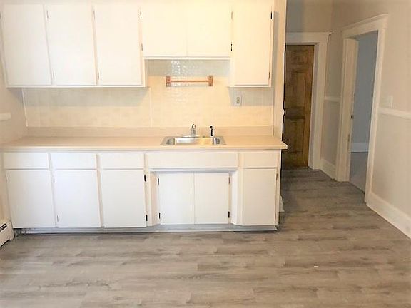 3rd image of 3333 Holbrook St APT 1F