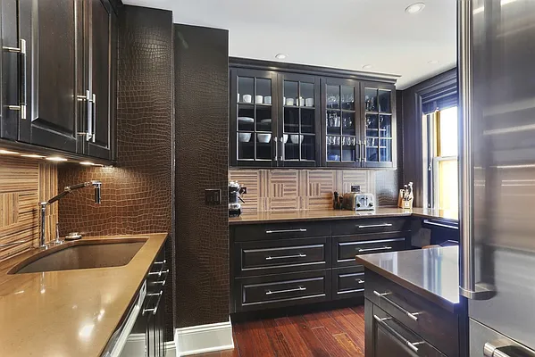 Sold by Corcoran | media 28