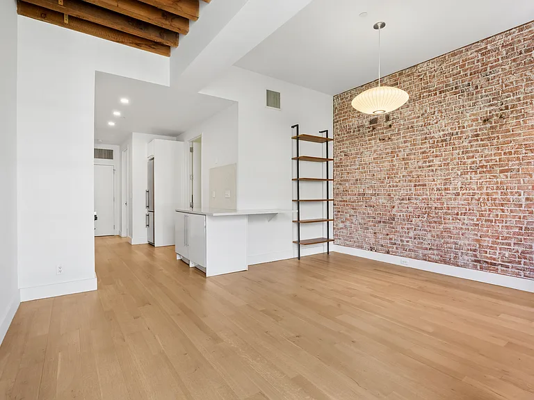 406 W 45th St #4A — Photo 4