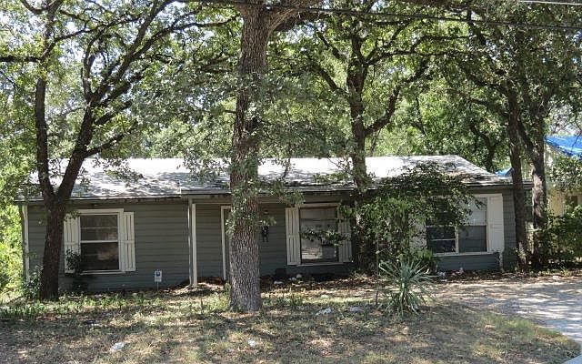 1st image of 2412 Meaders Ave