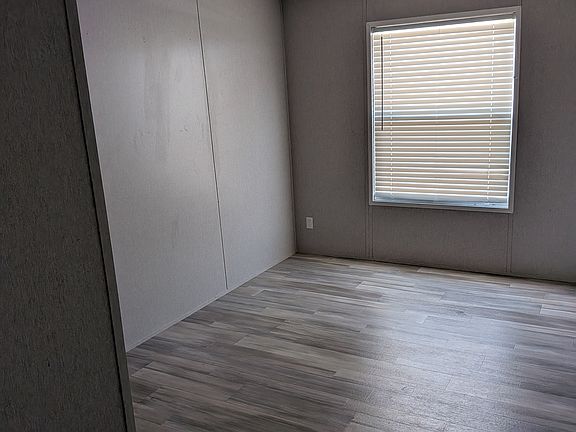 5th image of 375 Sky Harbor Rd #C