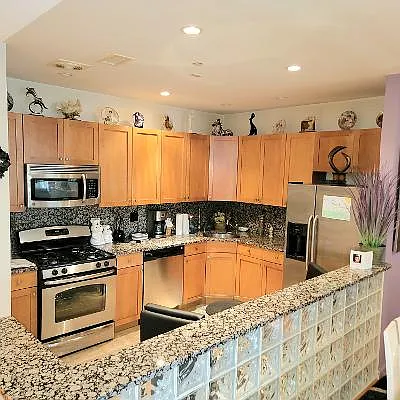 Sold by Coldwell Banker LaBarca Real Estate | media 4