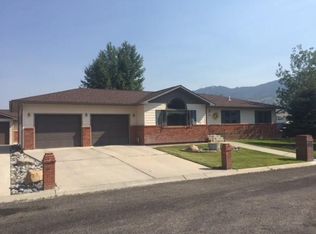 130 Renz Dr, Butte, MT 59701