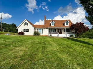 3585 Hayfield Rd, Dresden, OH 43821