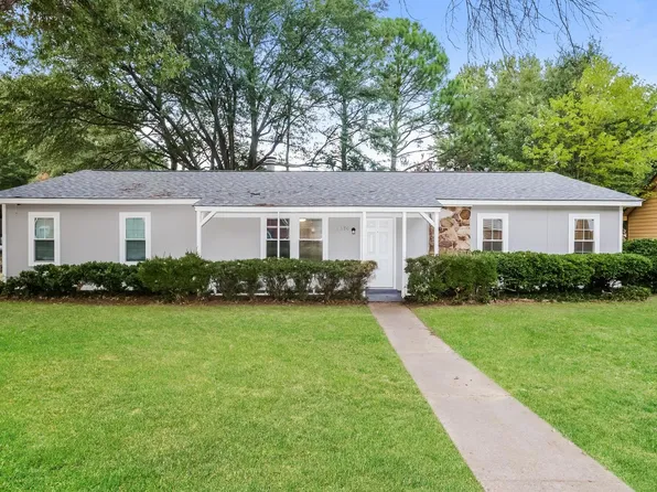 6370 Kinston Park Dr, Memphis, TN 38141