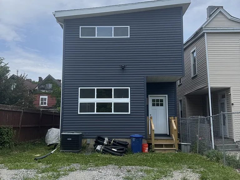510 Winfield St — Photo 48