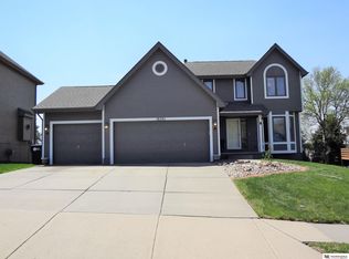 16351 Polk St, Omaha, NE 68135