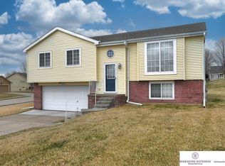 20051 Hopper St, Elkhorn, NE 68022