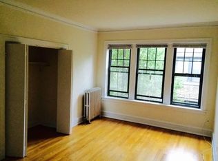 2348 W Addison St APT 2D, Chicago, IL 60618