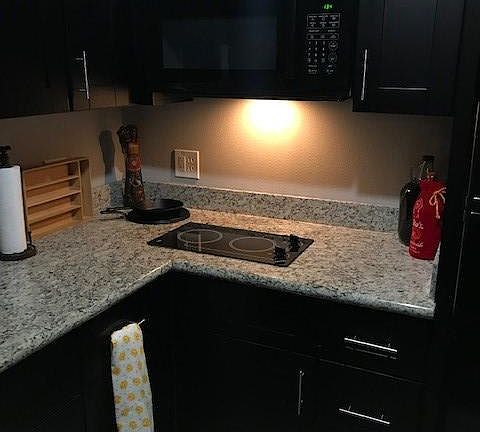 5th image of 518 S Jefferson Davis Pkwy #B
