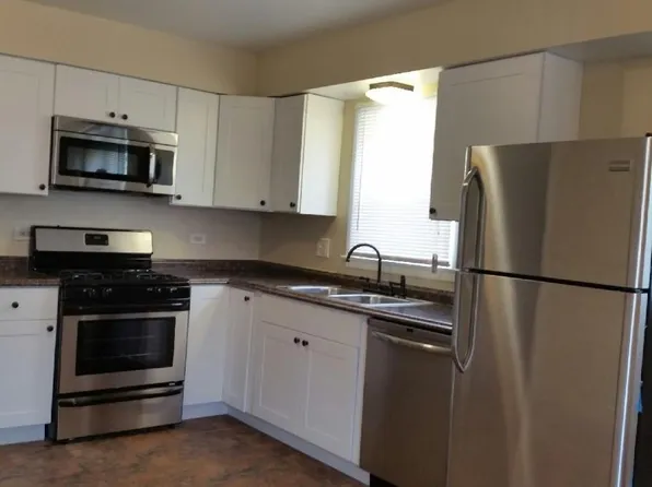 7540 Brown Ave APT 1, Forest Park, IL 60130