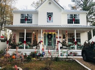 206 12th St, Colonial Beach, VA 22443