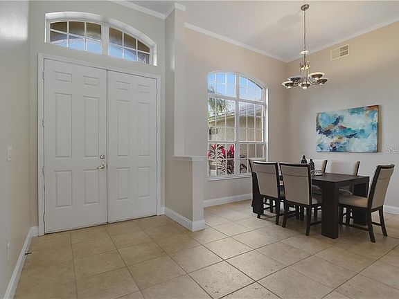 3rd image of 341 Twelve Oaks Dr