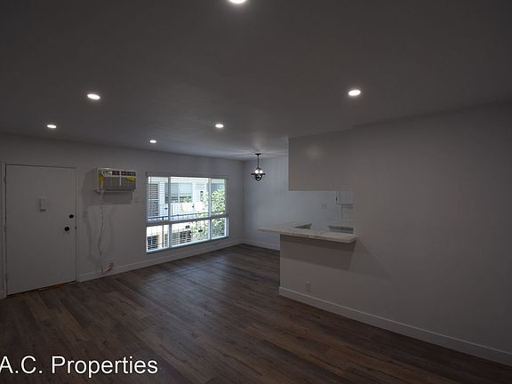 2nd image of 849 N McCadden Pl #10291430