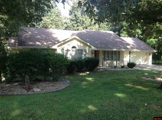109 Military Dr, Mountain Home, AR 72653