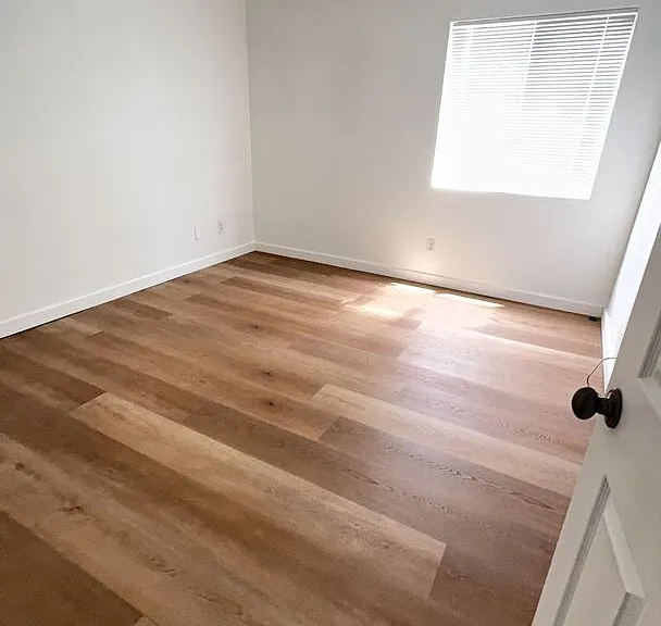 209 E. Grace St — Photo 15