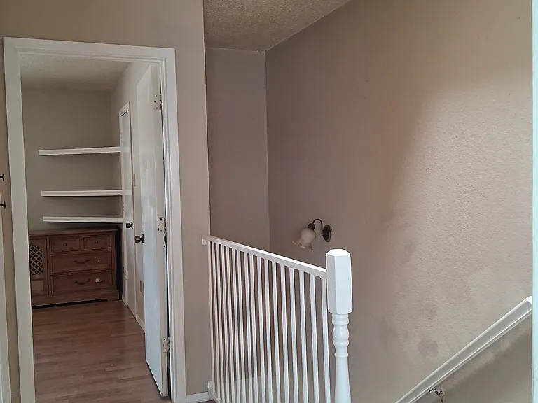 910 Southmoor Dr #910 — Photo 12