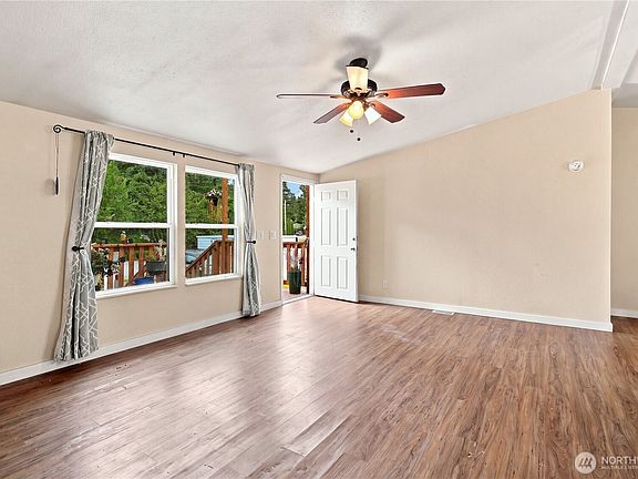 4th image of 902 Timber Lane