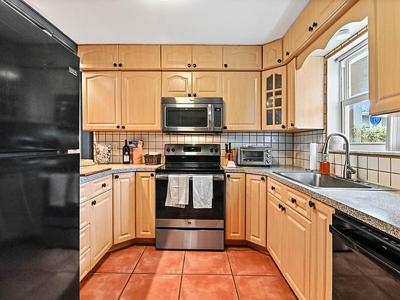 5th image of 2540 Boundbrook Boulevard #102
