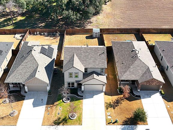 3rd image of 809 Whitman Ave