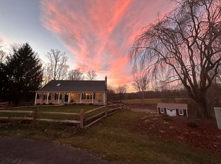 49 Field Ln, Lititz, PA 17543