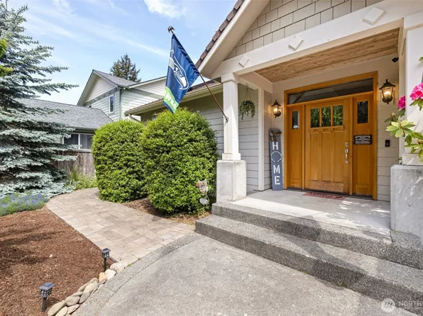 2201 W 16th Street, Port Angeles, WA 98363