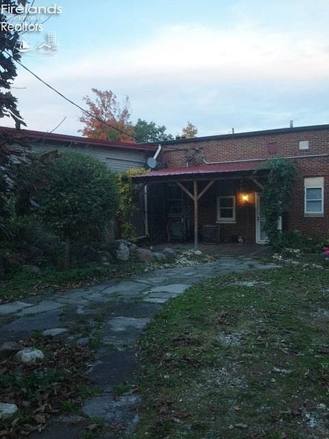 2nd image of 237 N Washington St